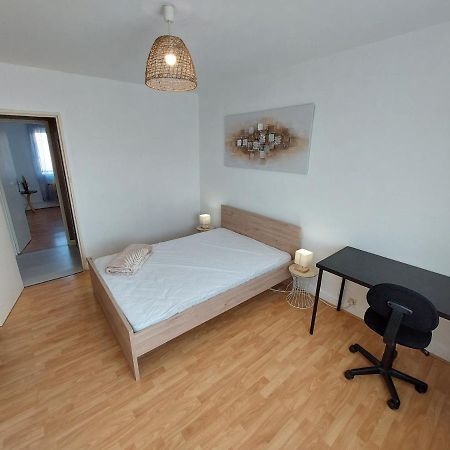 3 Chambres Netflix Inclus Troyes Exterior foto